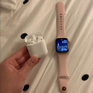 Apple Watch + AirPods Set